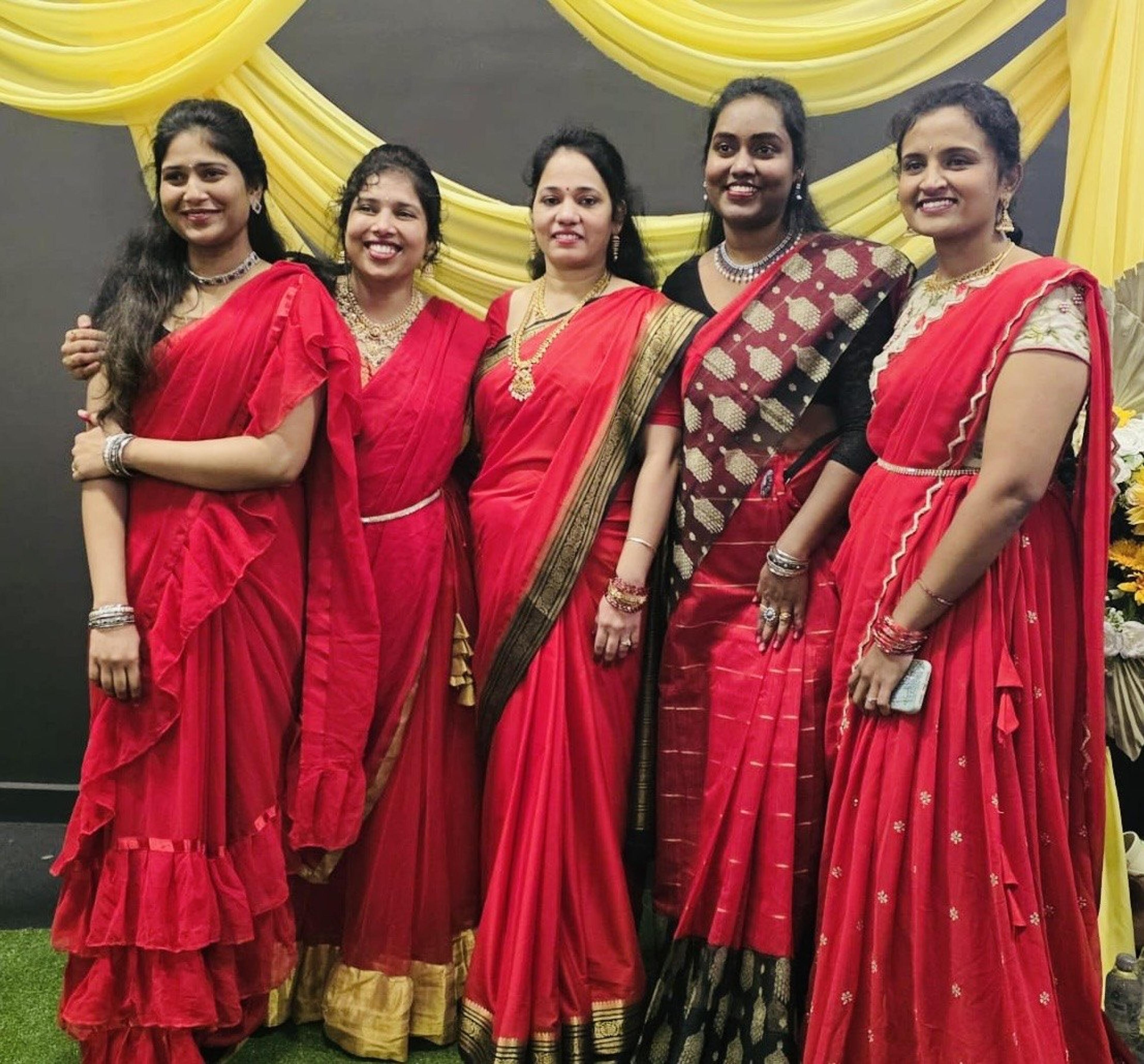 Shake It Up performing at Melbourne Diwali