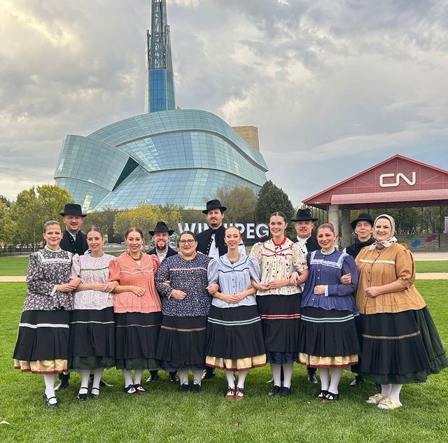 Vadrózsa Hungarian Folk Dancers of Calgary