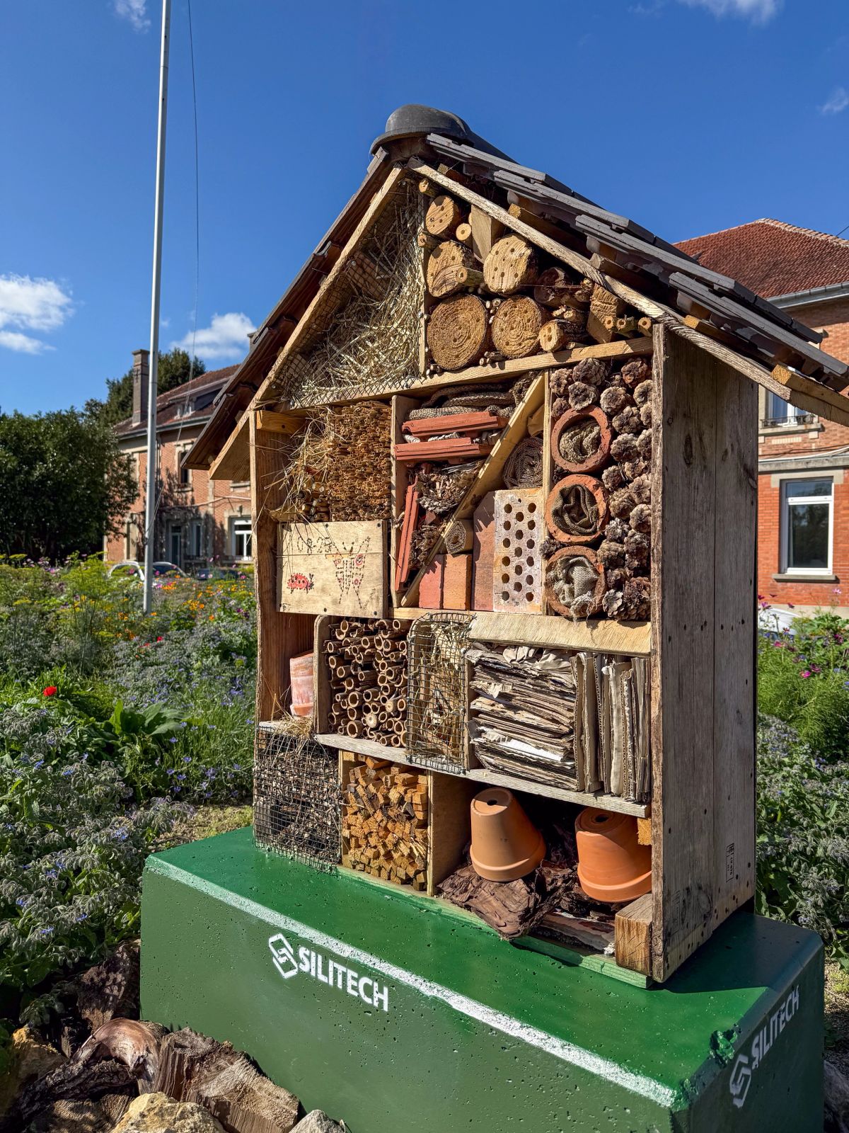 Maison à insectes Silitech
