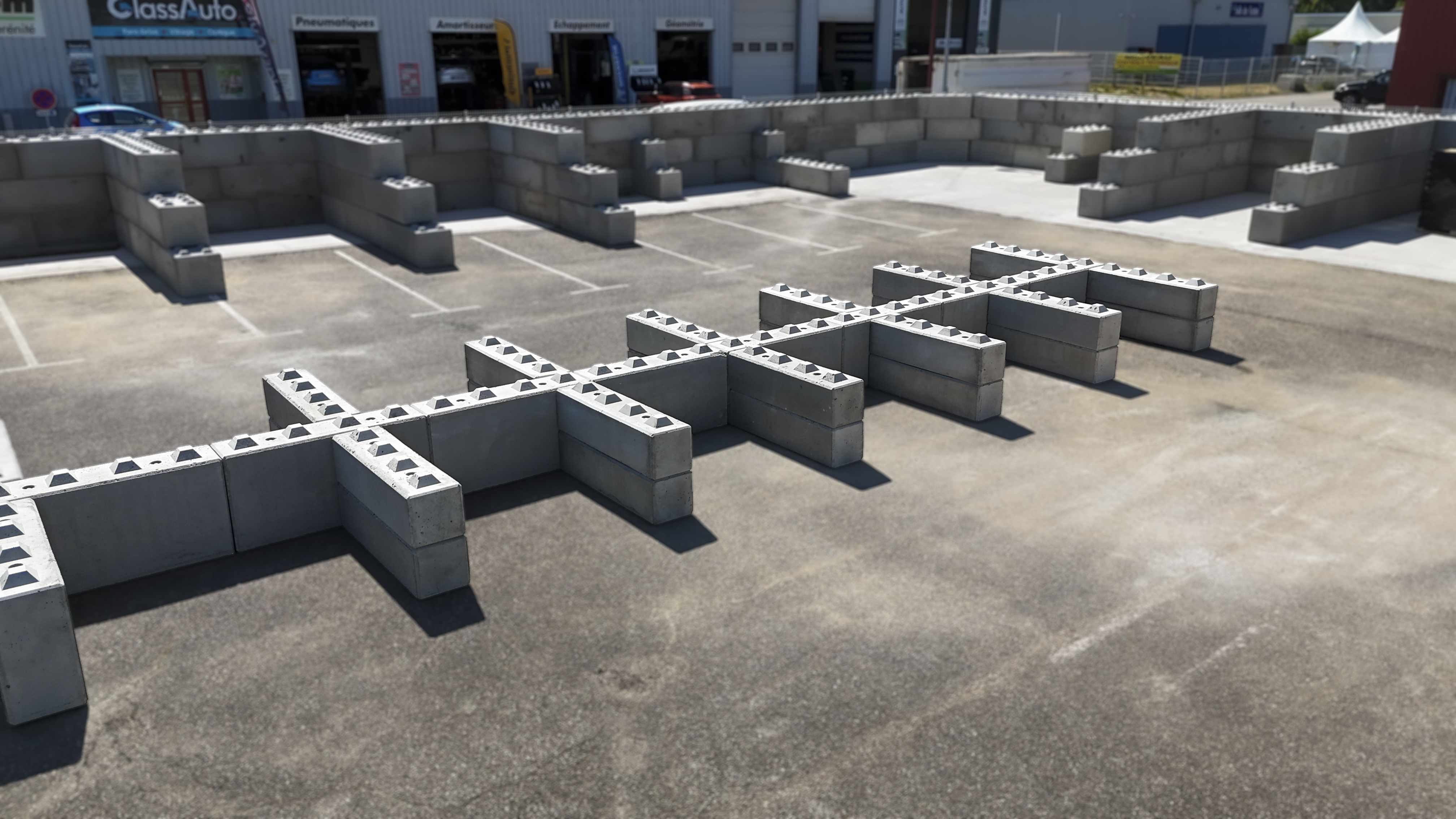 Espace public aménagé avec des blocs béton Silitech