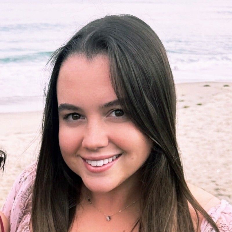 Victoria Squire