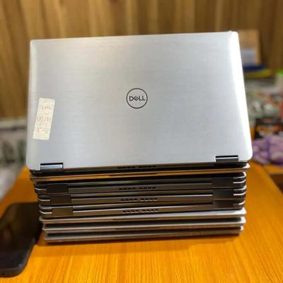 Dell Latitude 7400