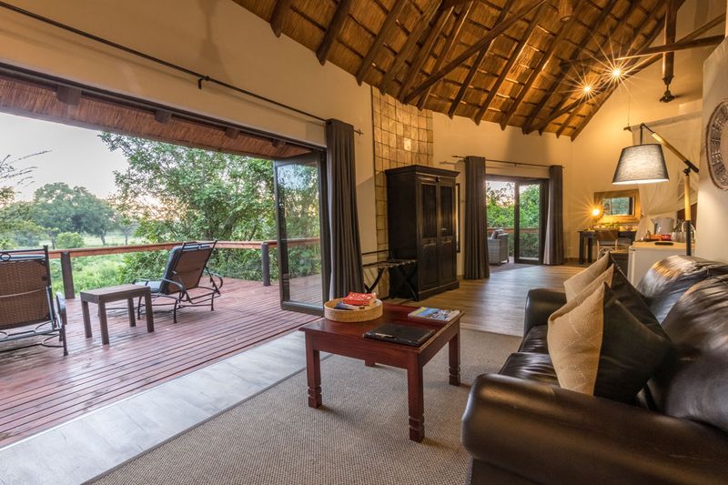 Elephant Plains Lodge