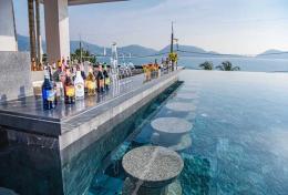 Oceanfront Beach Resort & Spa image 1