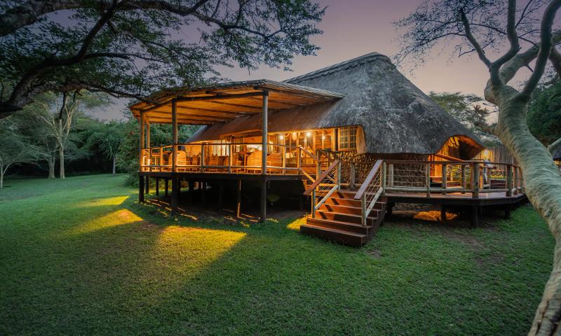 Rhino River Lodge