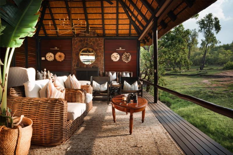 Ndlovu Safari Lodge