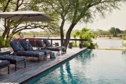 Chitwa Chitwa Suites image 2
