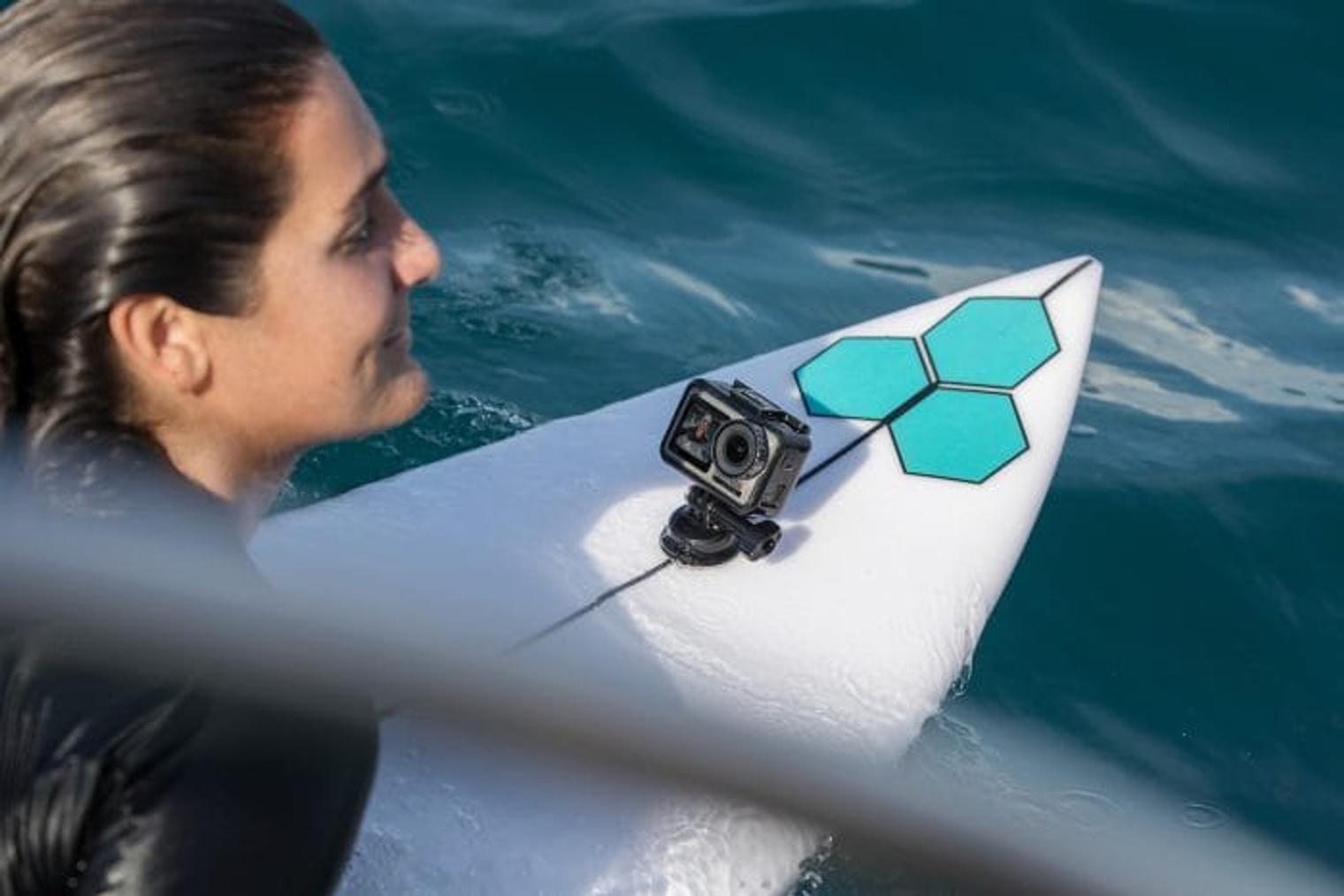 osmo-action-in-use-water-03-rgb-72-700x467