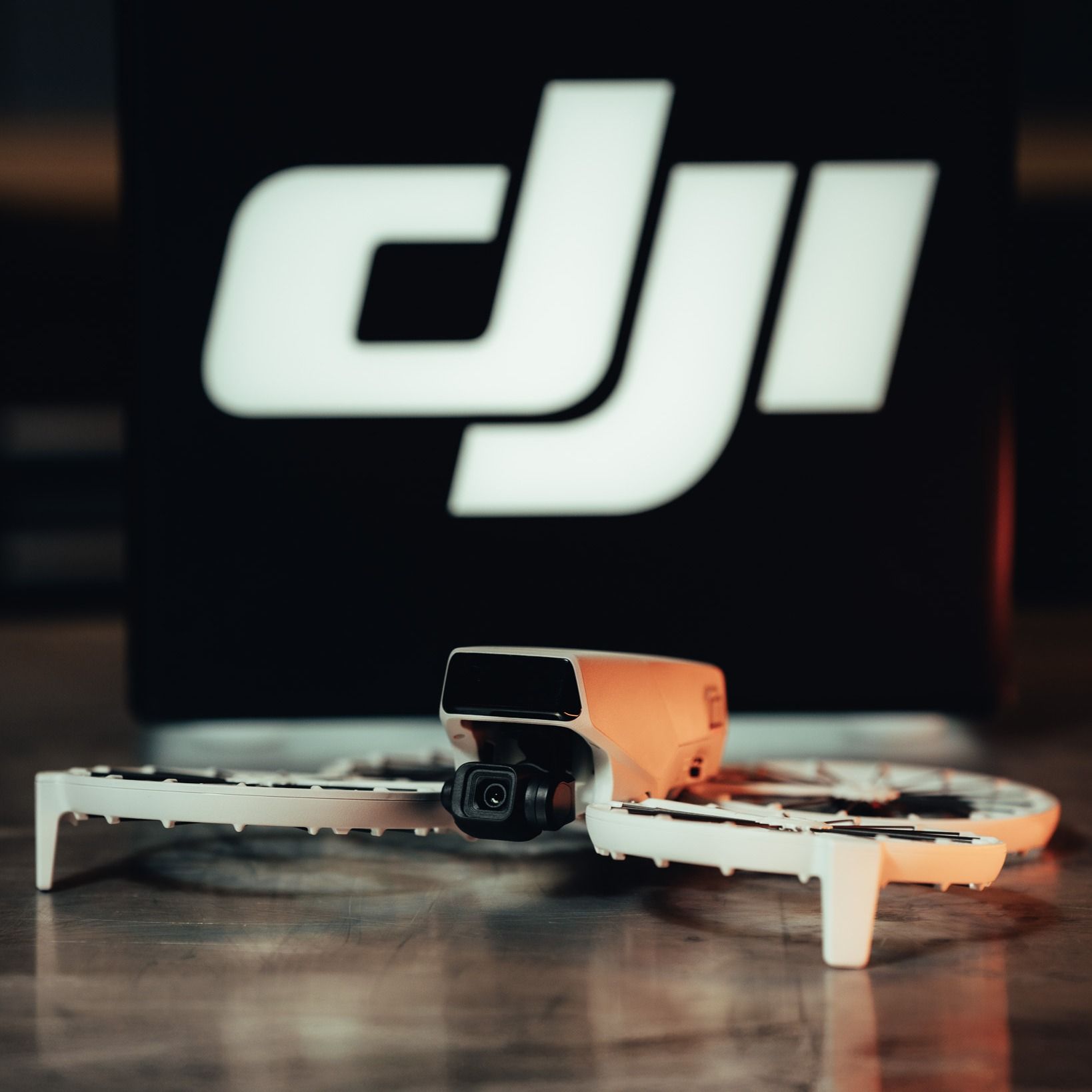 Compact Design, Exceptional Imaging