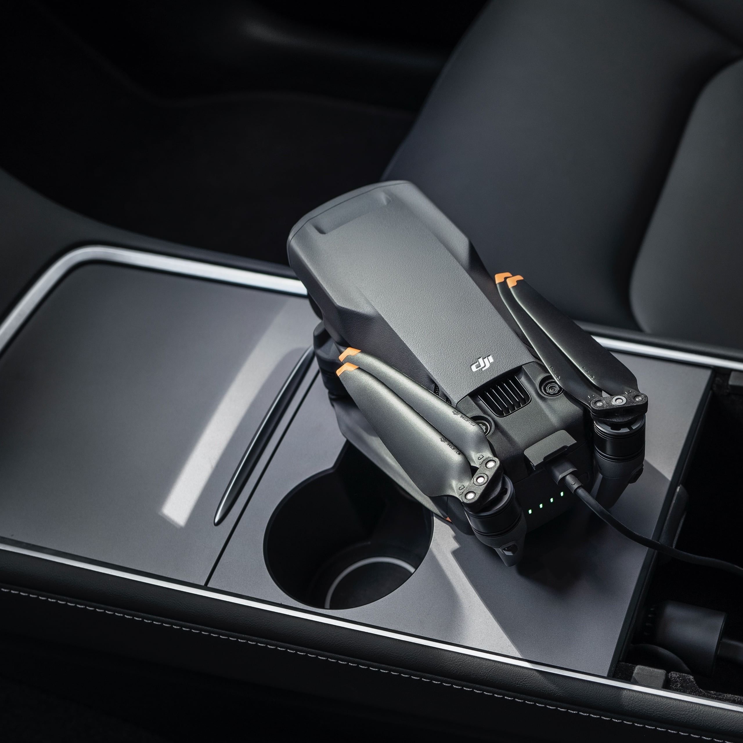 DJI 65W Car Charger