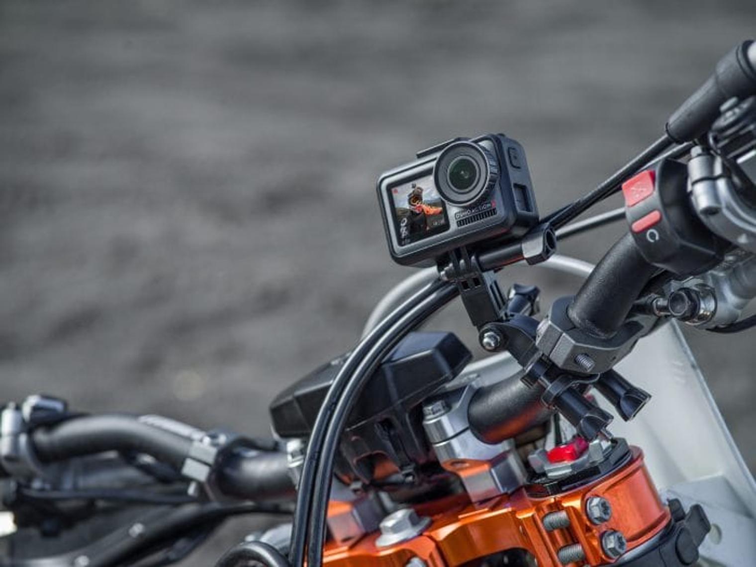 osmo-action-in-use-motorbike-01-rgb-72-700x525