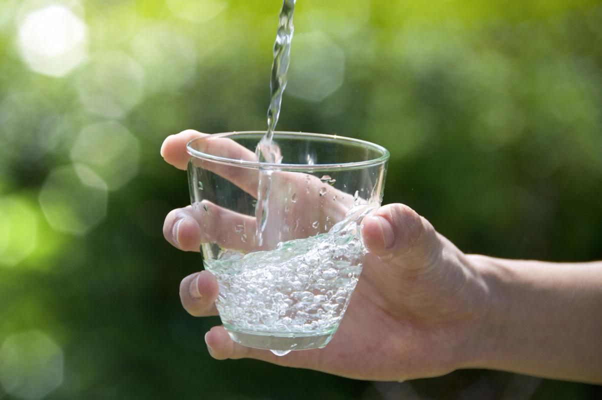 Erfrischendes Wasser aus Eichberg - Quellen & Süssmost