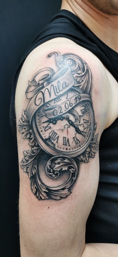 a japanische tattoos in leipzig with a clock and a clock on it, lahn-dill-kreis, germany