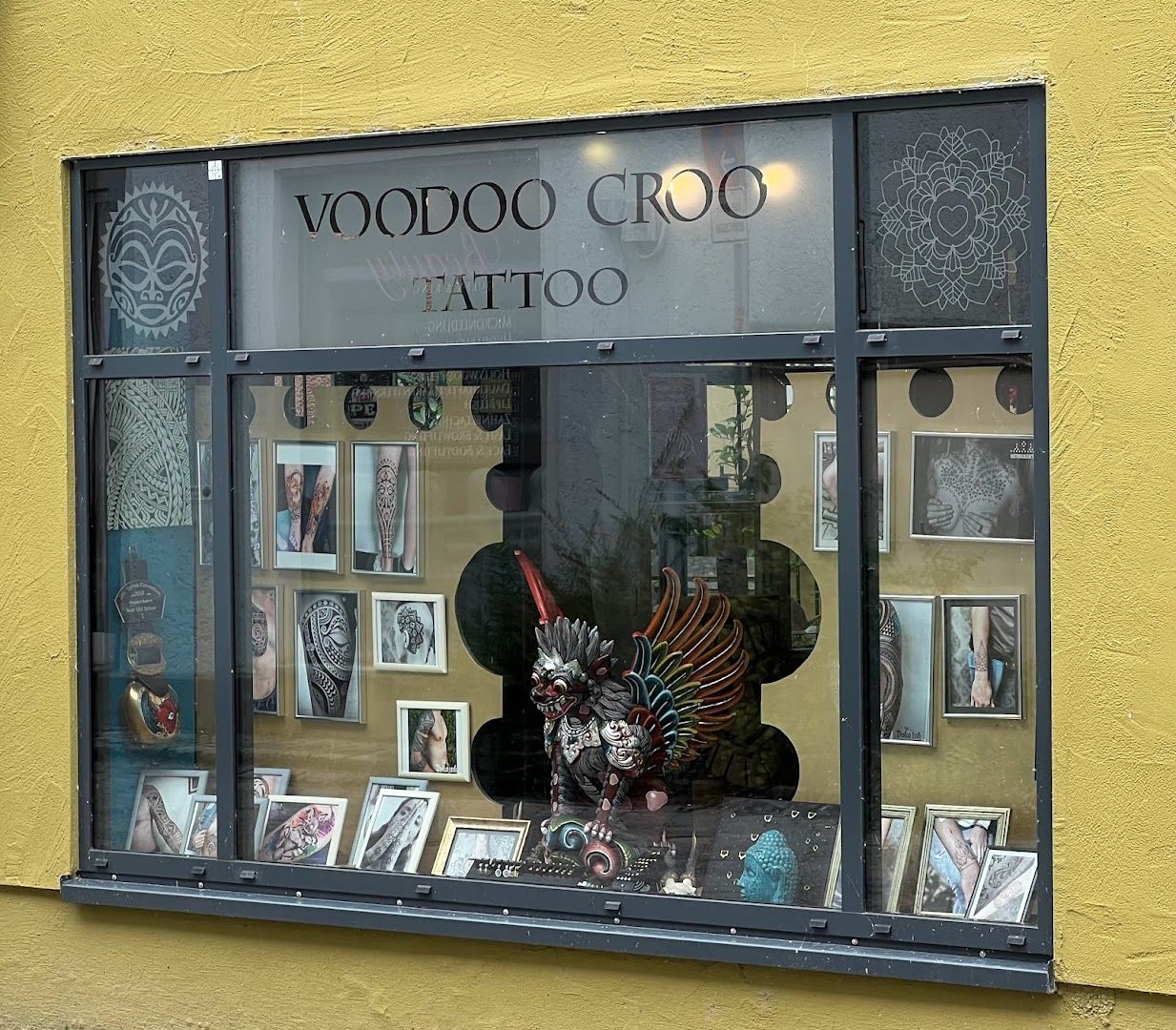 a window with a window display of various items