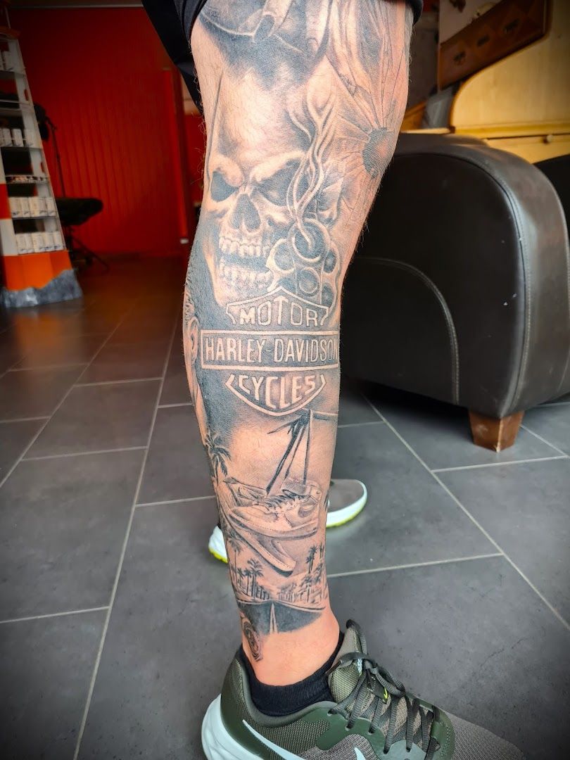 a man with a narben tattoo on his leg, vorpommern-greifswald, germany