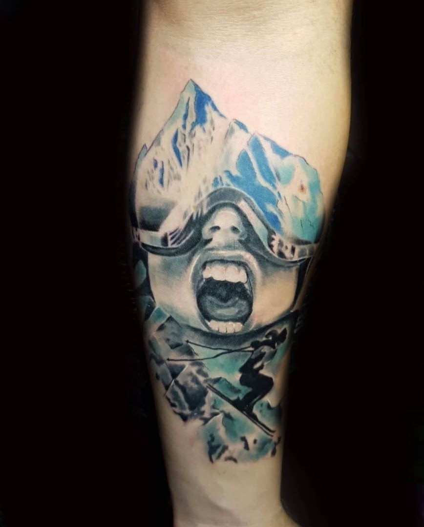 a narben tattoo of a man with a mask on his face, frankfurt, germany