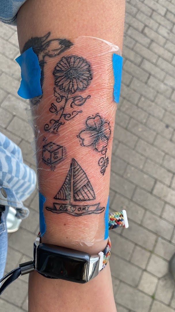 a person with a narben tattoo on their arm, mettmann, germany
