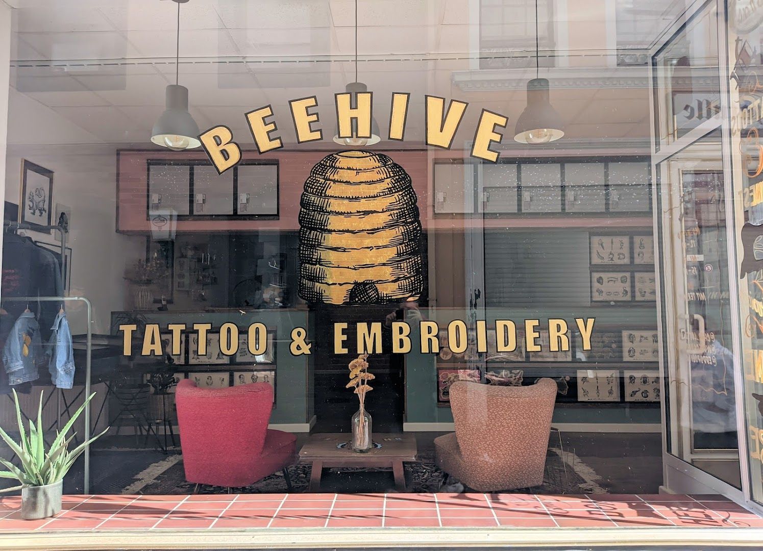 BEEHIVE Tattoo