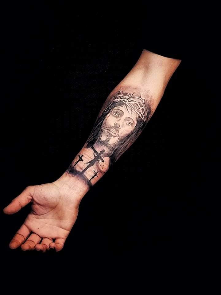 a cover-up tattoo on the wrist, bielefeld, germany