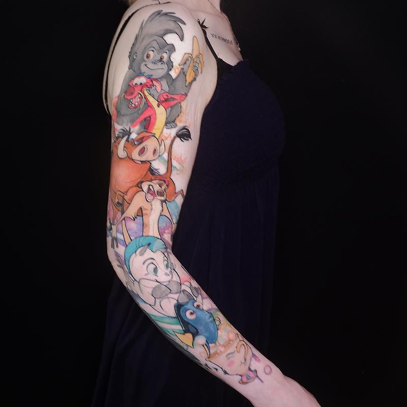 a woman with a japanische tattoos in leipzig on her arm, berlin, germany