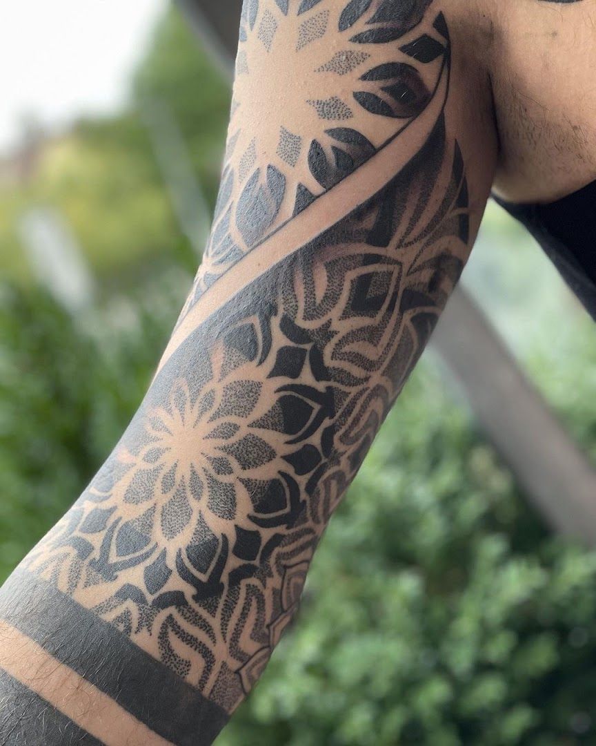 a man with a narben tattoo on his arm, hohenlohe, germany