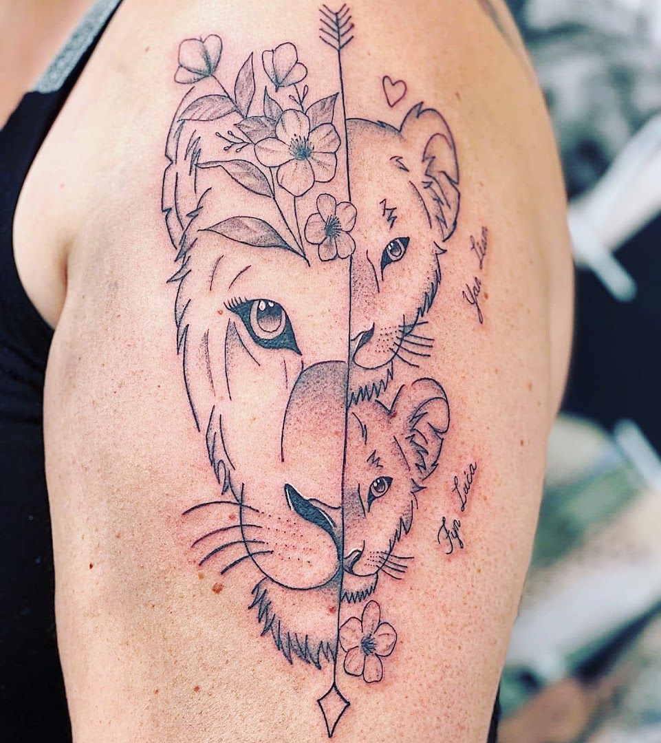 a narben tattoo of a lion and a flower, siegen-wittgenstein, germany