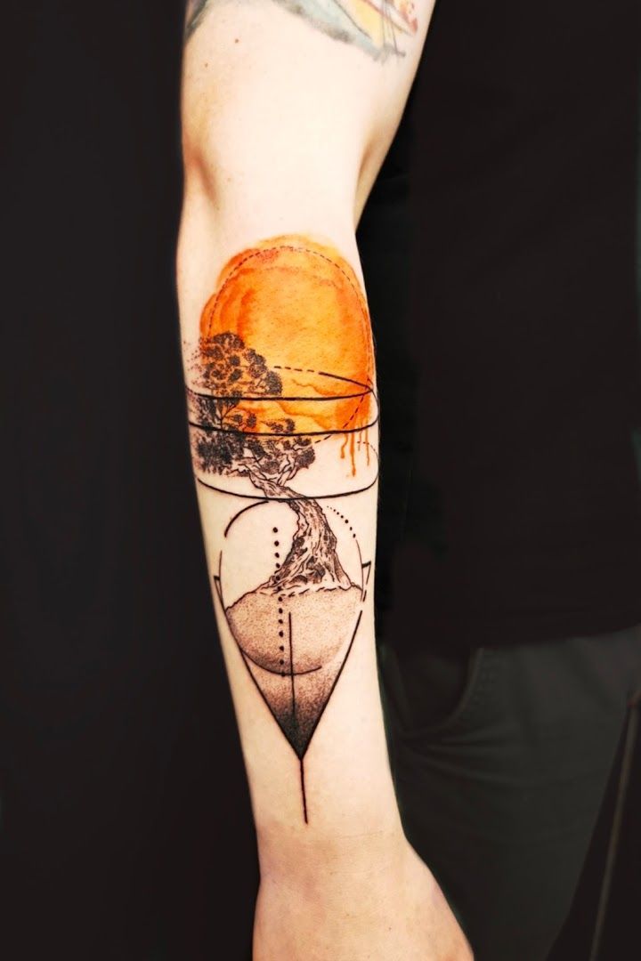 a narben tattoo with a sunset and a bird on it, berlin, germany