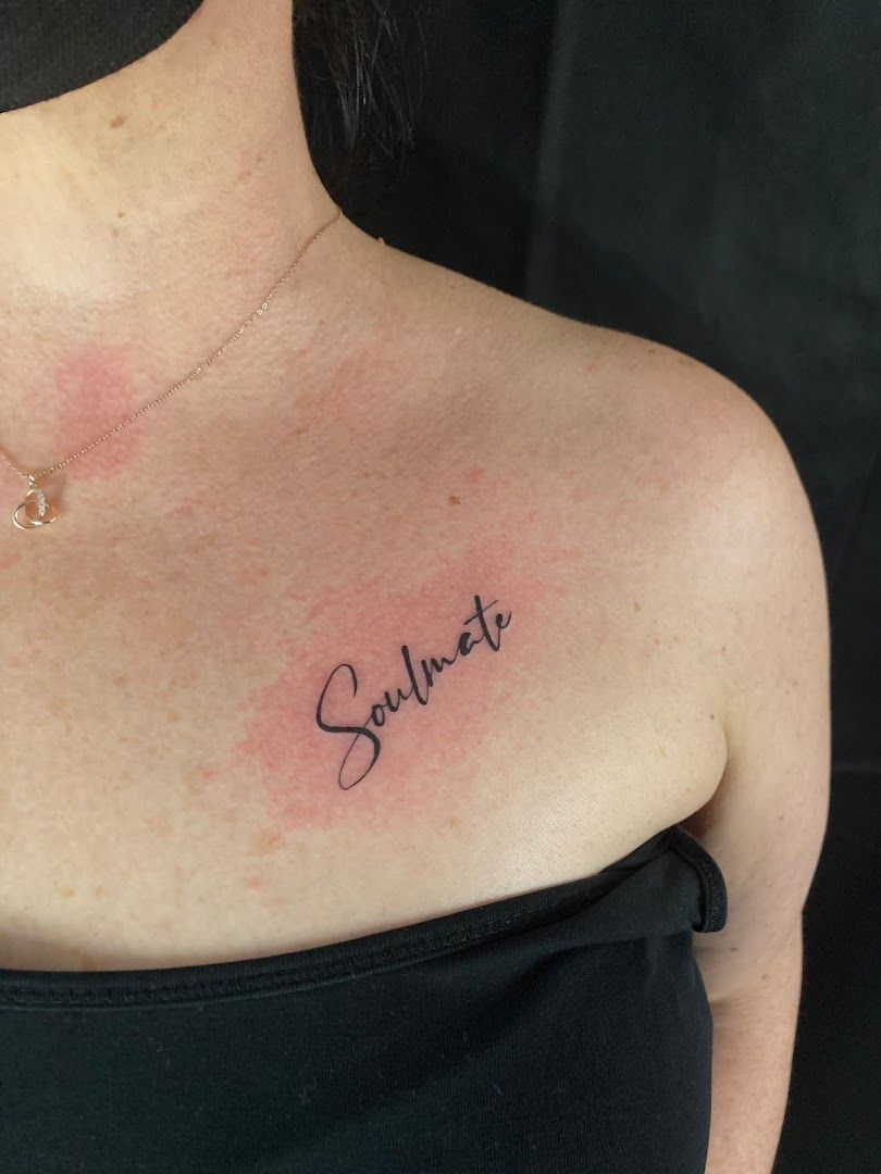 a woman with a narben tattoo on her chest, amberg-sulzbach, germany