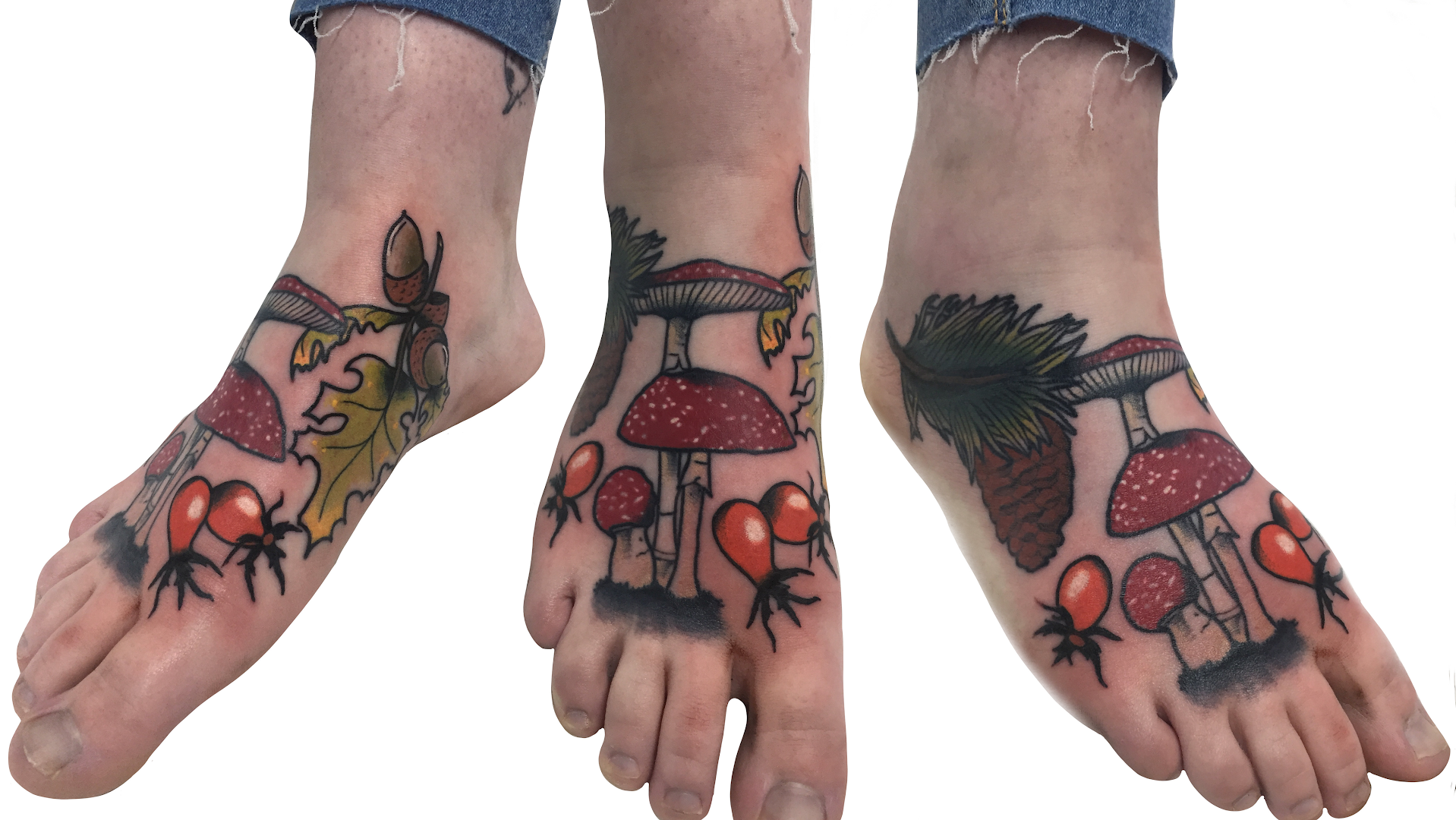 a pair of hands with narben tattoos on them, dresden, germany