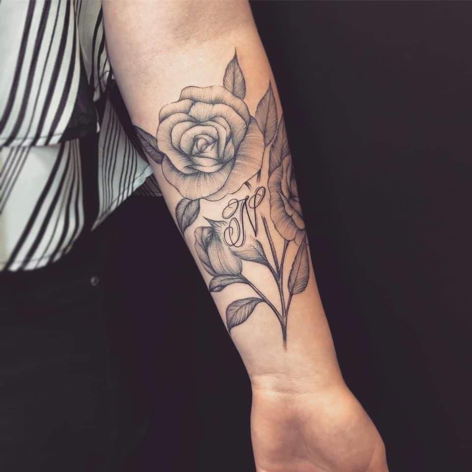 a black and white narben tattoo of a rose, saale-orla-kreis, germany