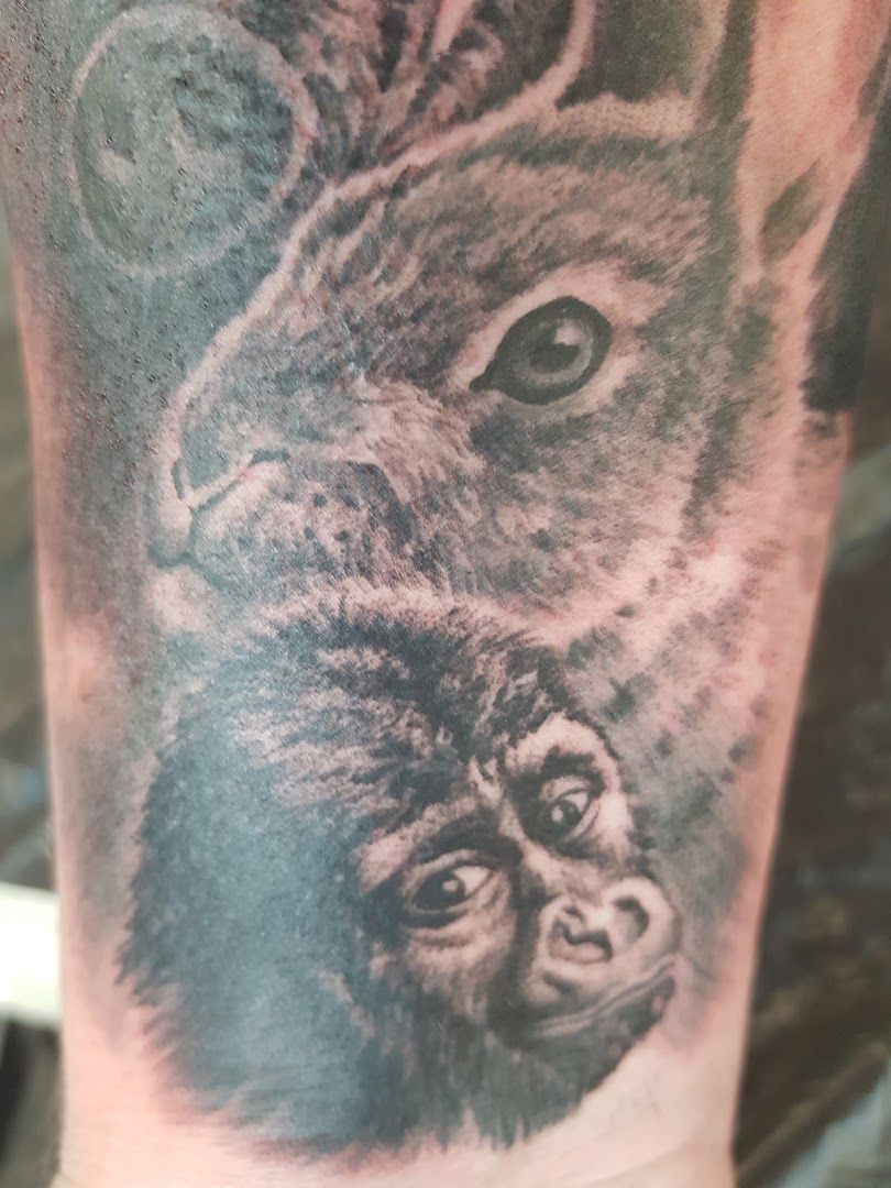 a narben tattoo of a wolf with a wolf face, kreisfreie stadt freiburg im breisgau, germany