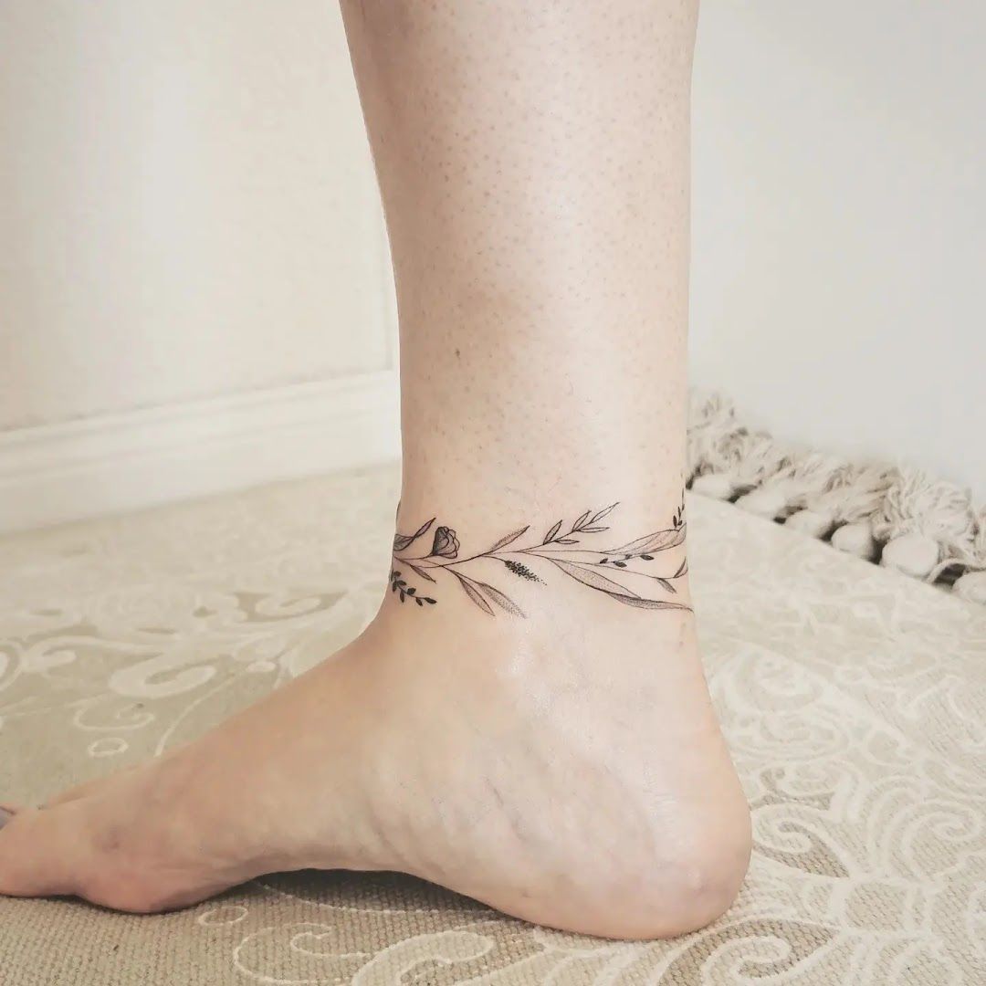 a woman's foot with a small narben tattoo on it, breisgau-hochschwarzwald, germany