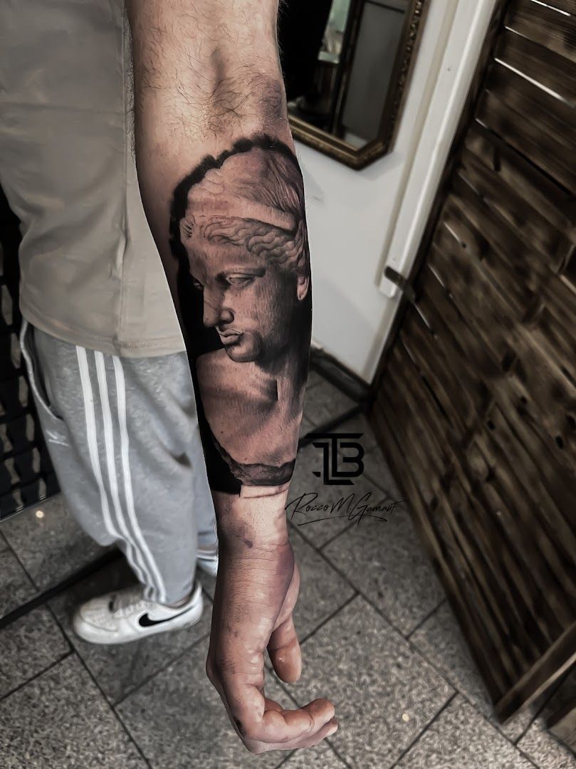 a man with a narben tattoo on his arm, minden-lübbecke, germany