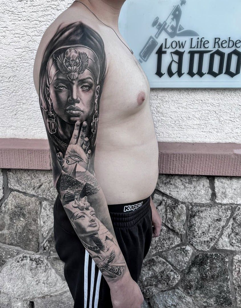 a man with a narben tattoo on his arm, darmstadt-dieburg, germany