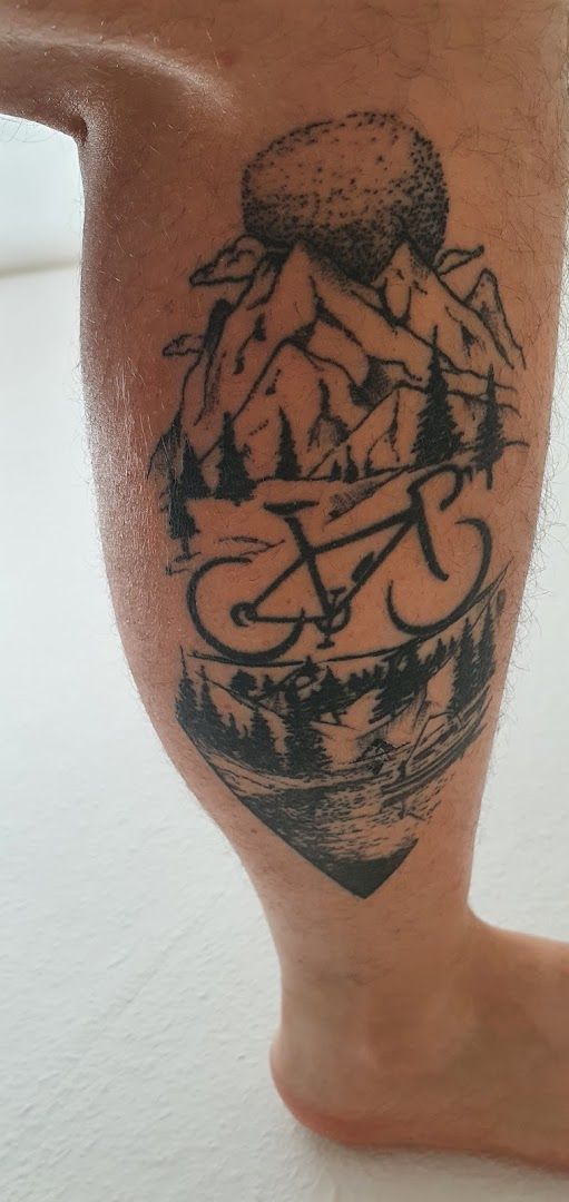 a japanische tattoos in leipzig on the leg of a man, bad dürkheim, germany