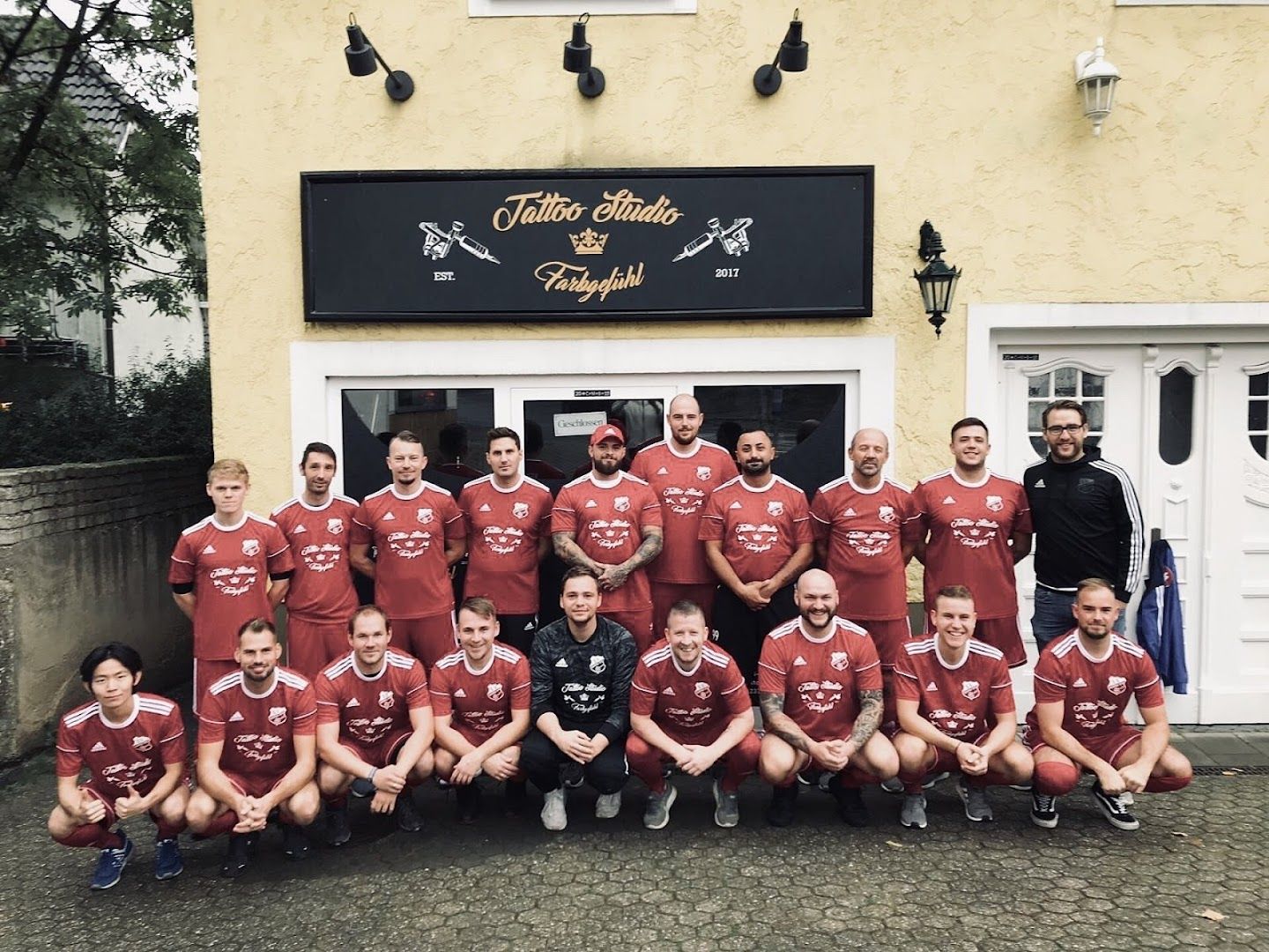 the team at the pub in the village of stour