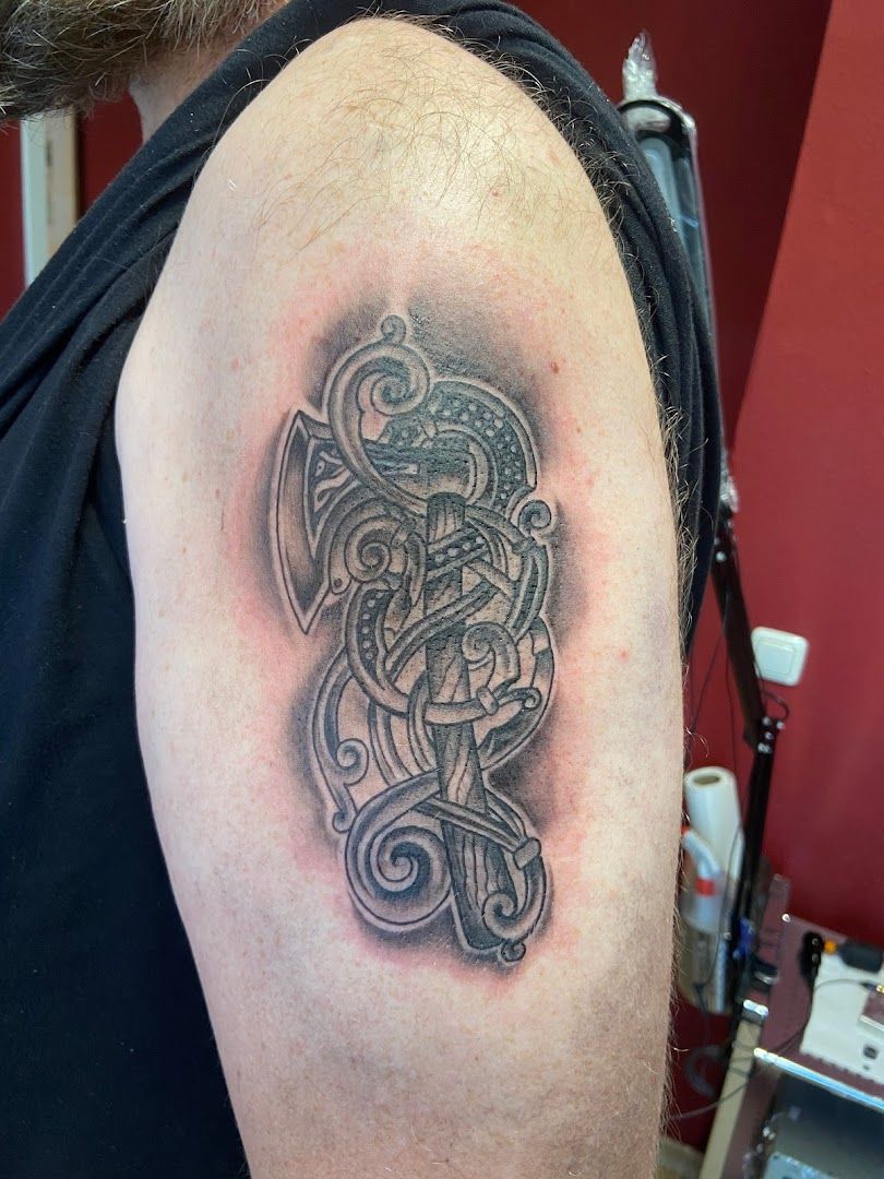 celtic narben tattoo designs for men, ammerland, germany