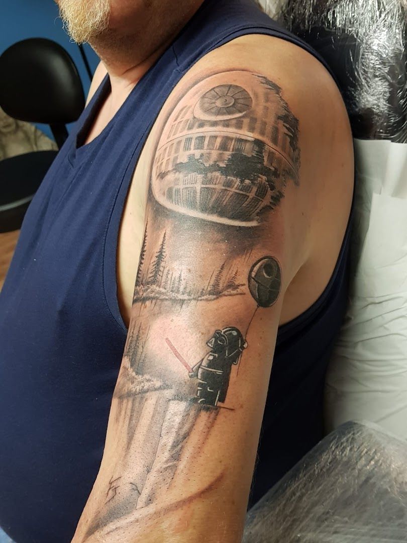 a man with a japanische tattoos in leipzig on his arm, göppingen, germany