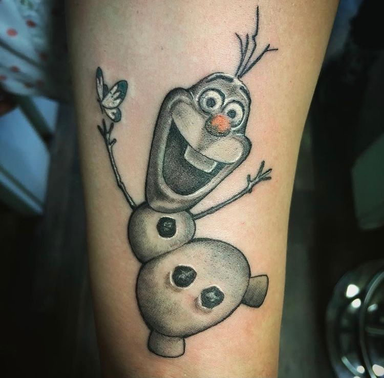 a cover-up tattoo of olaf the snowman, kreisfreie stadt darmstadt, germany
