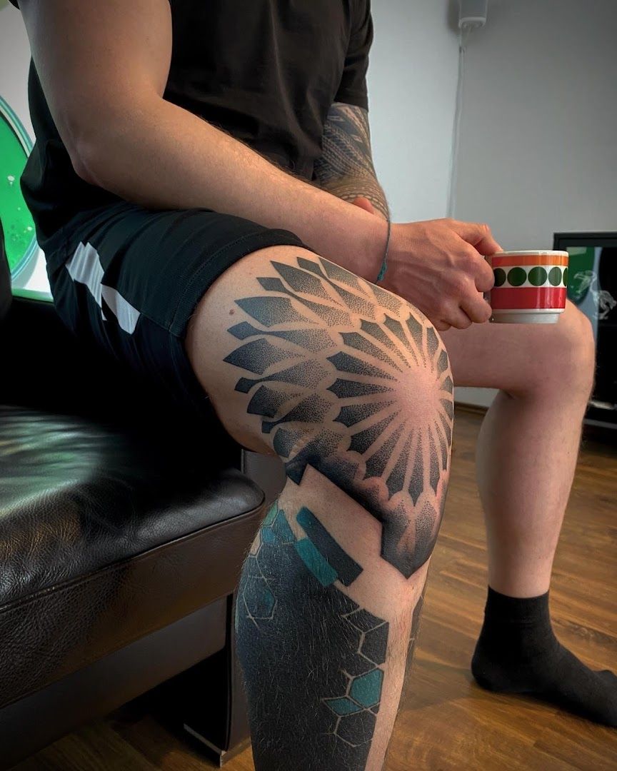 a man with a narben tattoo on his leg, kreisfreie stadt freiburg im breisgau, germany