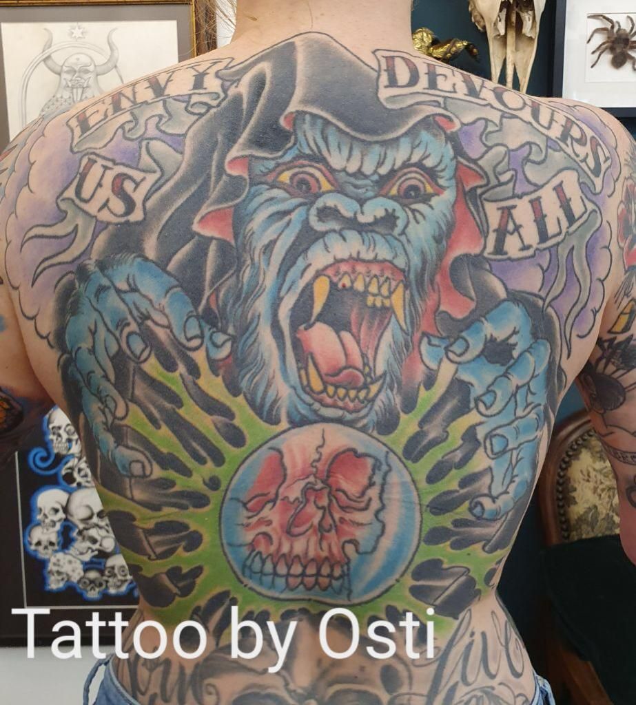 a man with a japanische tattoos in leipzig on his back, forchheim, germany