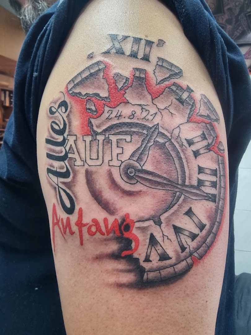 a narben tattoo with a clock and the word time, darmstadt-dieburg, germany