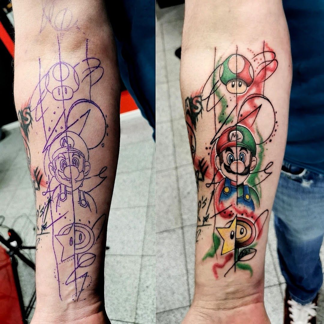 a couple of cover-up tattoos on their legs, nürnberg, germany