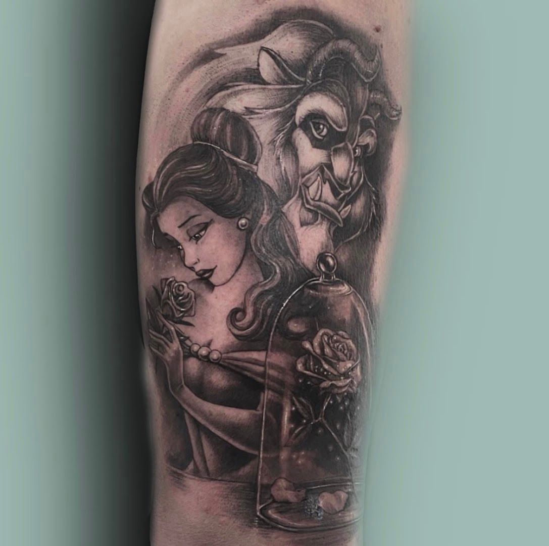 a cover-up tattoo of a couple with a woman and a man, neunkirchen, germany