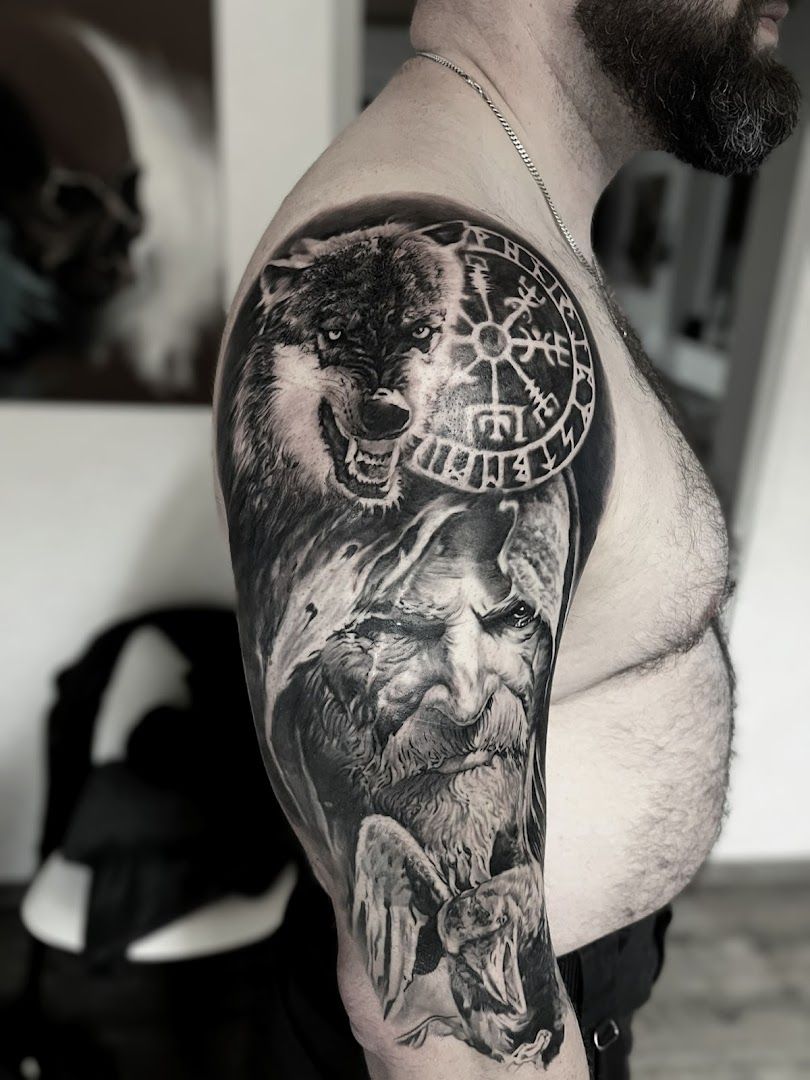 a man with a narben tattoo on his arm, darmstadt-dieburg, germany