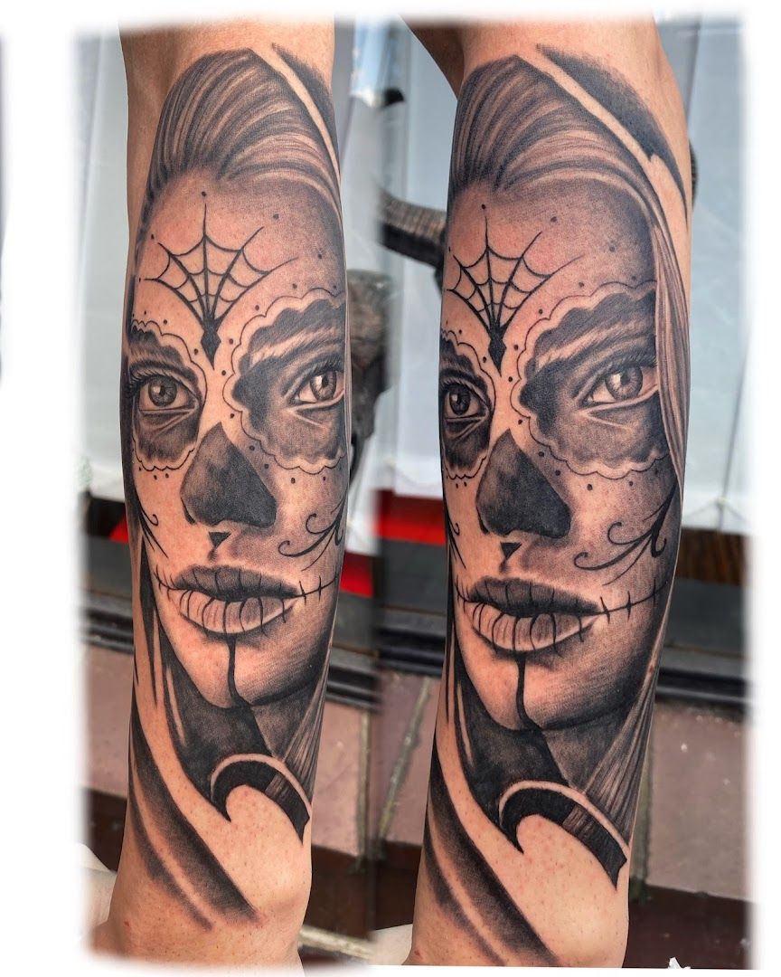 a narben tattoo of a woman with a skull face, bremen, germany