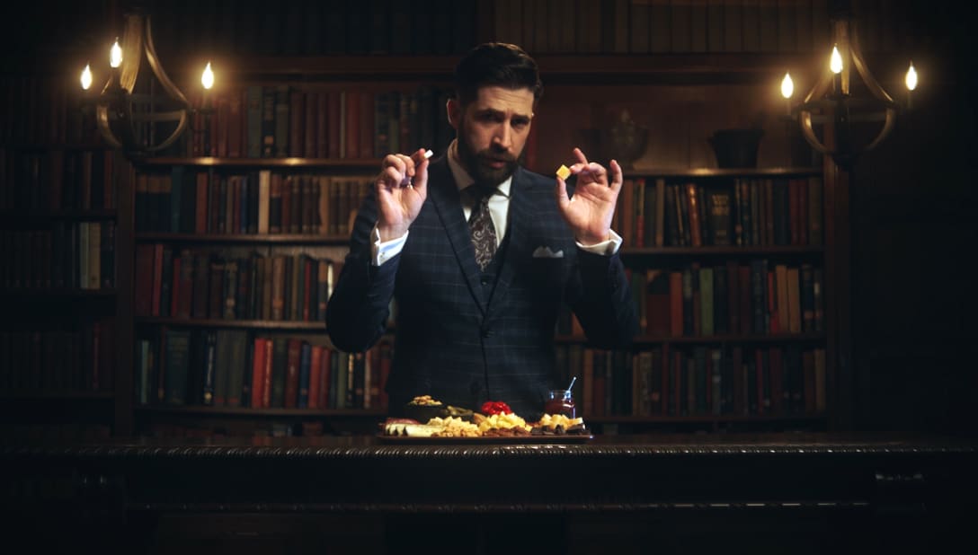 Click to play a video showing you how to make a cheese board.