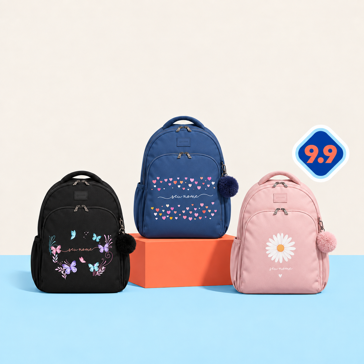 Mochilas Fun preta e azul lavanda em cenário coral