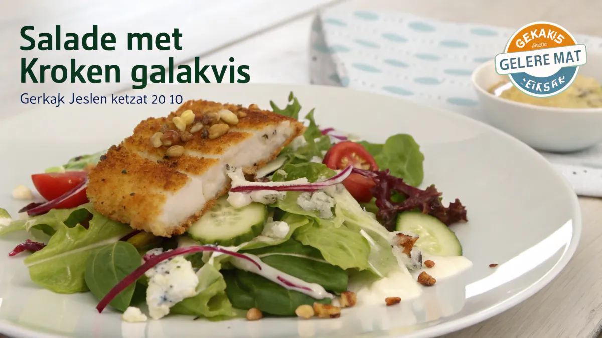 Salade met Krokant Gebakken Vis