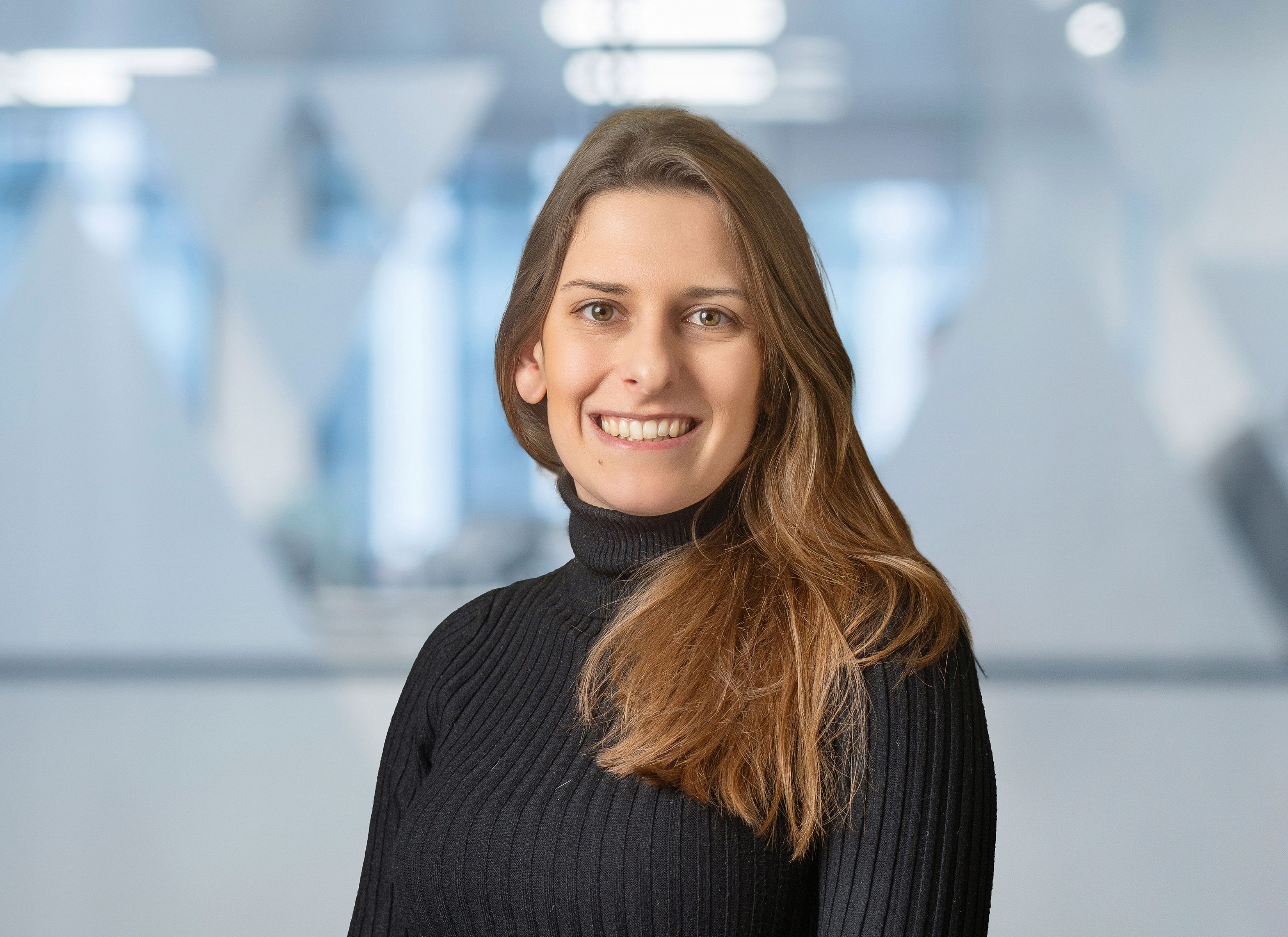 Emma Hussey   London